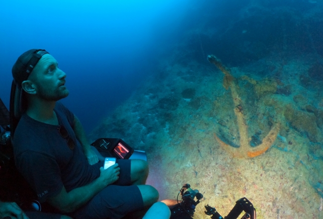 SEAmagine Bahamas Anchor